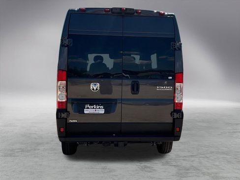 New 2025 RAM ProMaster 1500 w/ Quick Order Package 22G SLT image 8