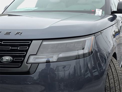 New 2026 Land Rover Range Rover SE image 33