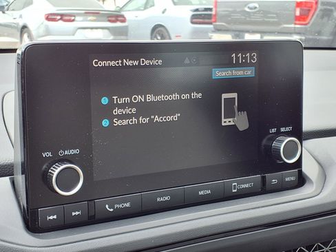 Used 2025 Honda Accord SE image 6