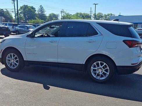 Certified 2024 Chevrolet Equinox LT FWD image 8