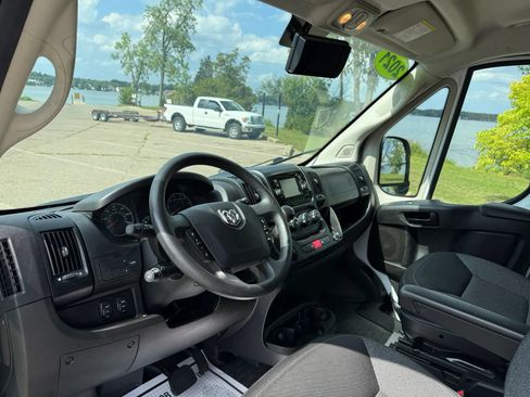 Used 2021 RAM ProMaster 1500 FWD image 11