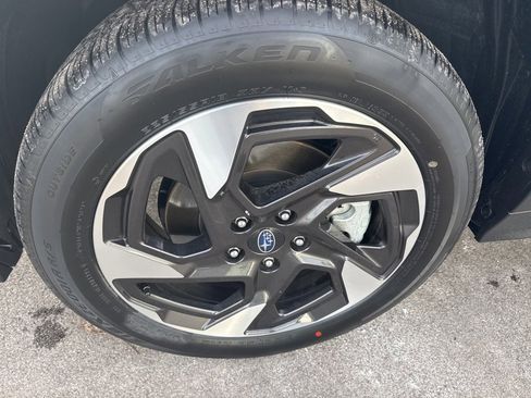 Certified 2025 Subaru Crosstrek 2.5i Limited image 35