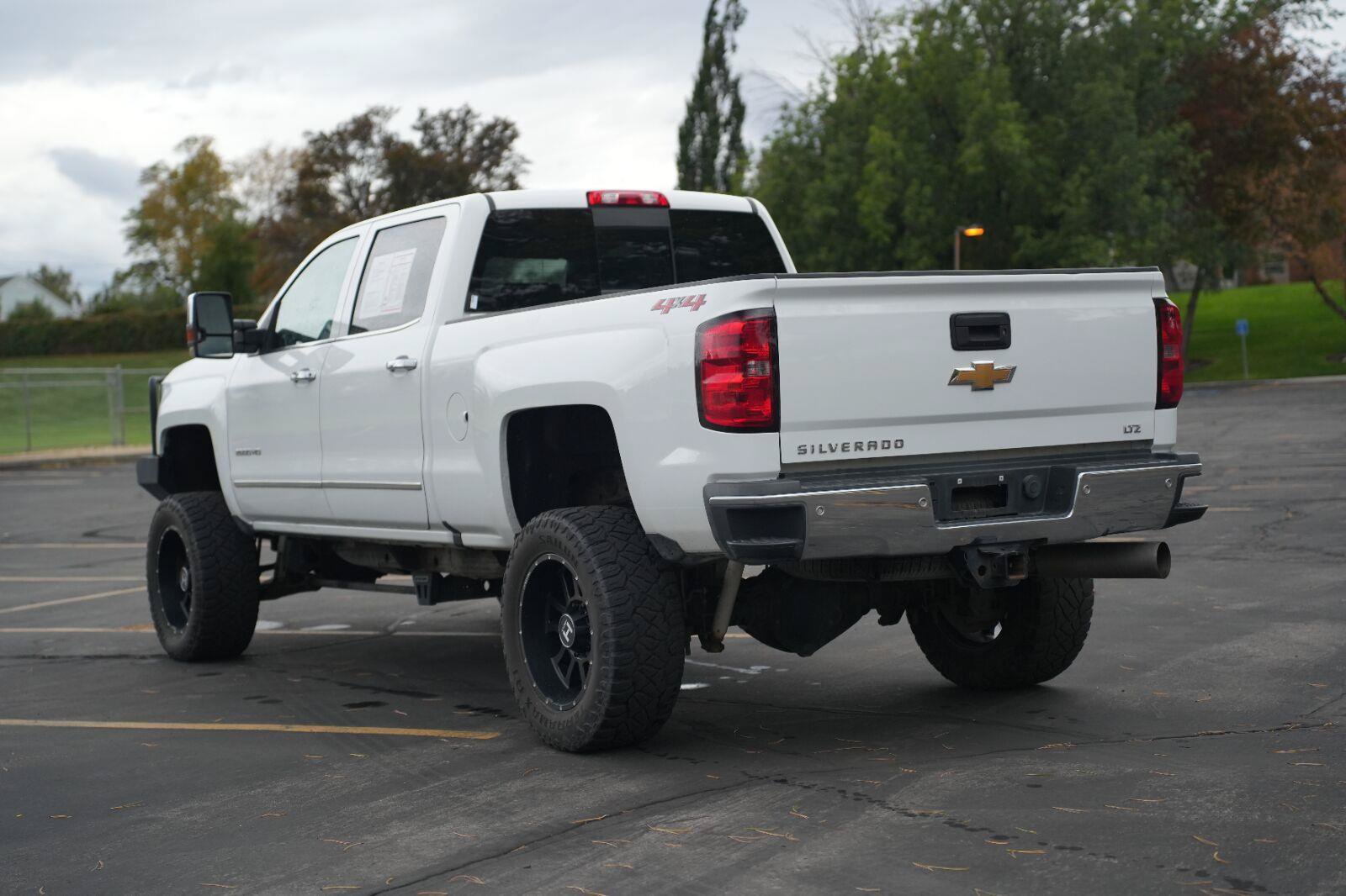 Used 2019 Chevrolet Silverado 2500 LTZ w/ Duramax Plus Package AWD/4WD image 3