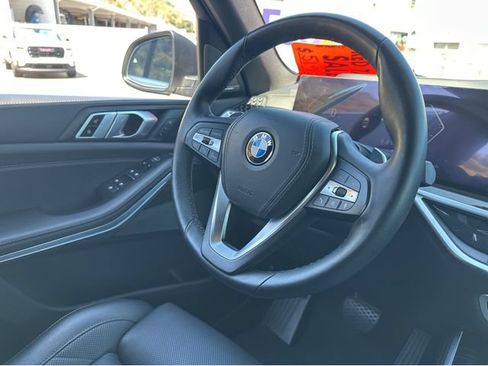 Used 2024 BMW X5 sDrive40i w/ Premium Package RWD image 27