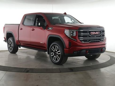 Used 2022 GMC Sierra 1500 AT4 w/ AT4 Premium Package AWD/4WD image 2