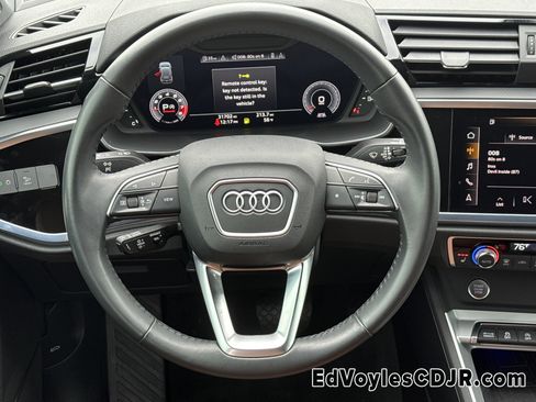 Used 2020 Audi Q3 2.0T Prestige image 30