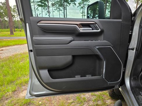 New 2026 Chevrolet Silverado 2500 LT w/ Trail Boss Package AWD/4WD image 16