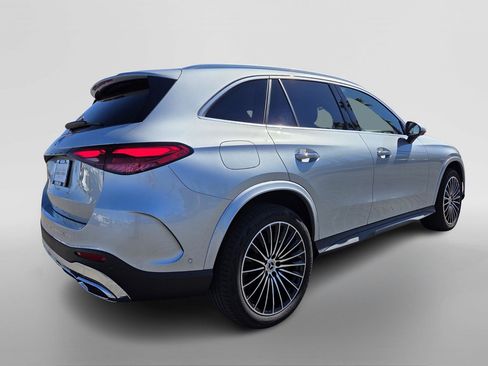 New 2025 Mercedes-Benz GLC 300 image 5