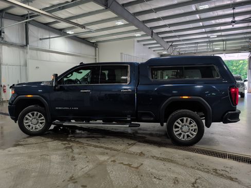 Used 2023 GMC Sierra 2500 Denali w/ Denali Ultimate Package AWD/4WD image 5