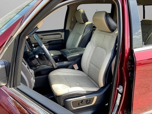 Used 2019 RAM 1500 Limited AWD/4WD image 19