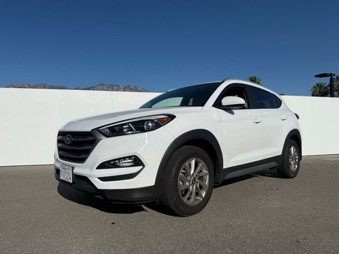 Used 2017 Hyundai Tucson SE FWD image 1