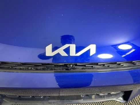 Used 2022 Kia EV6 GT-Line w/ GT-Line Suede Seat Package image 9