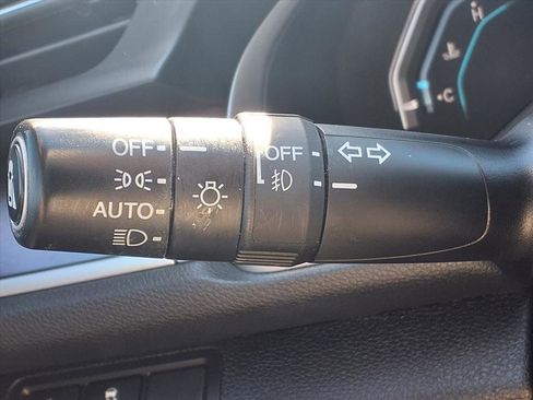 Used 2017 Honda Civic Touring image 15