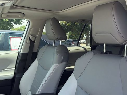 Certified 2023 Toyota RAV4 XLE Premium AWD/4WD image 9