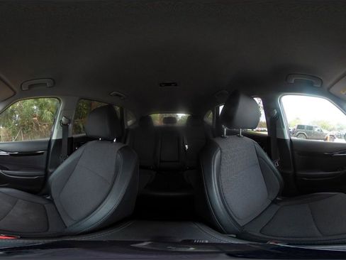 Used 2025 Kia Seltos S image 44