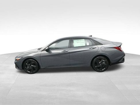 New 2026 Hyundai Elantra Sport FWD image 5