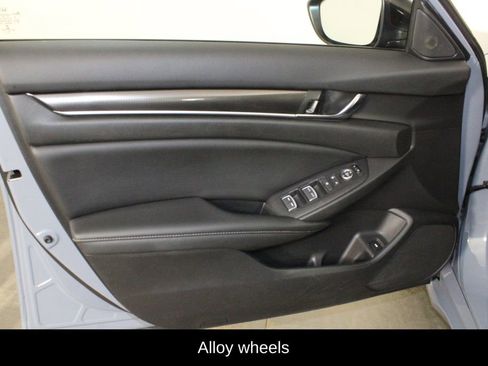 Used 2022 Honda Accord Sport image 15