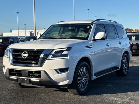 Certified 2021 Nissan Armada SV w/ SV Appearance Package image 2