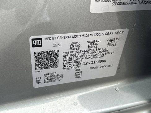 Used 2024 Chevrolet Silverado 1500 LT Trail Boss w/ LT Trail Boss Premium Package image 32