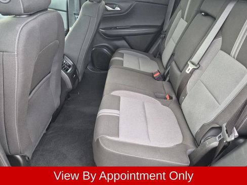Used 2025 Chevrolet Blazer LT FWD image 28