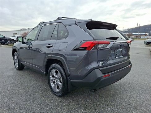 Certified 2024 Toyota RAV4 XLE w/ Convenience Package image 4