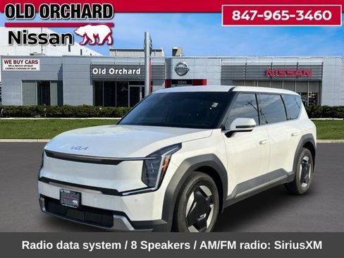 Used 2024 Kia EV9 Light Long Range RWD image 1