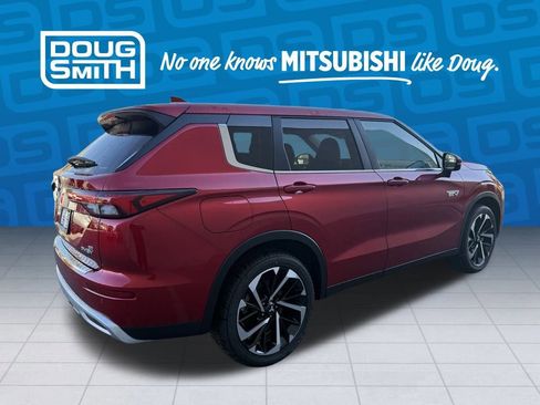 New 2025 Mitsubishi Outlander SE image 4