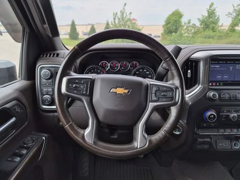 Used 2022 Chevrolet Silverado 3500 LT w/ Convenience Package AWD/4WD image 17
