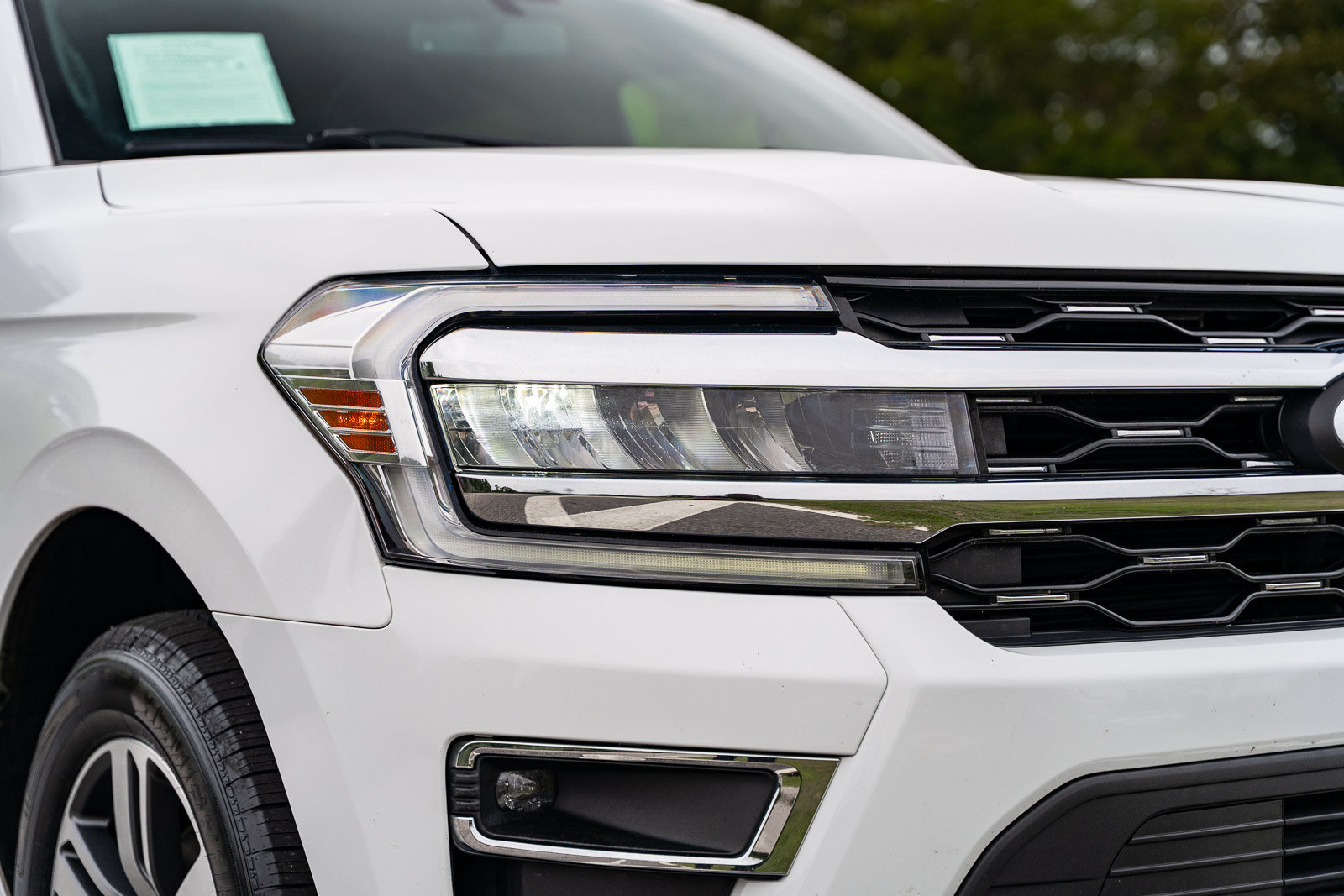 Used 2024 Ford Expedition Limited RWD image 10