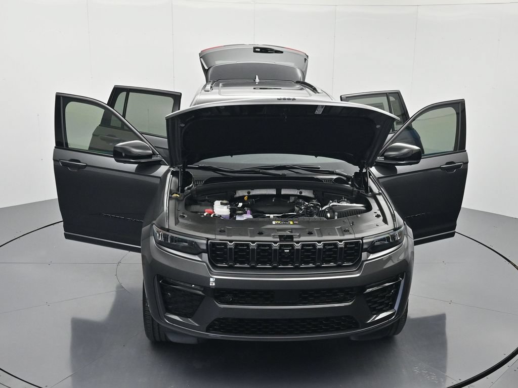 New 2026 Jeep Grand Cherokee Limited AWD/4WD image 45