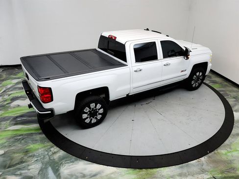 Used 2019 Chevrolet Silverado 2500 LTZ w/ Duramax Plus Package AWD/4WD image 32