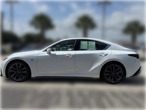 Used 2022 Lexus IS 350 F Sport w/ Navigation Package RWD image 4