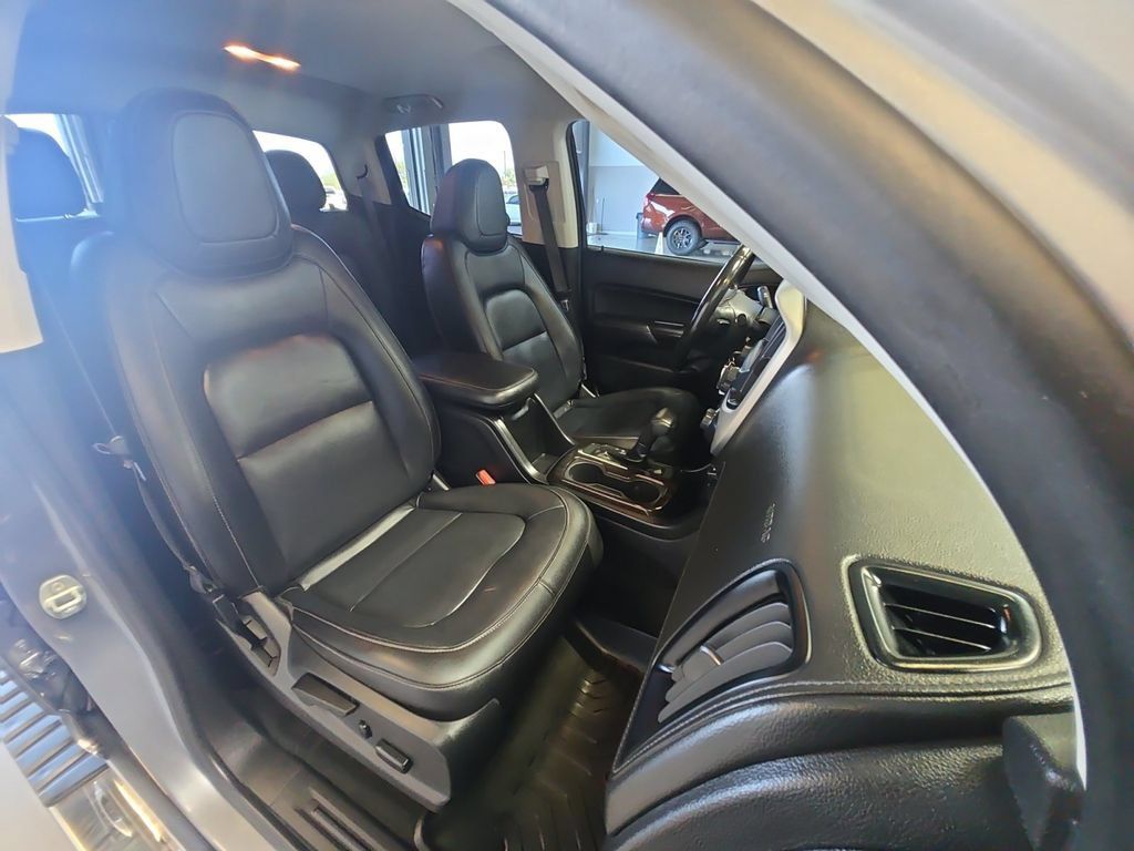 Used 2018 GMC Canyon SLT w/ Driver Alert Package AWD/4WD image 26