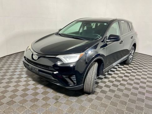 Used 2018 Toyota RAV4 LE w/ All Weather Liner Package AWD/4WD image 8