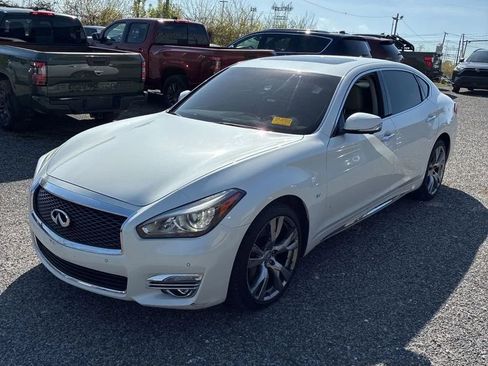 Used 2018 INFINITI Q70 L 3.7 AWD/4WD image 1