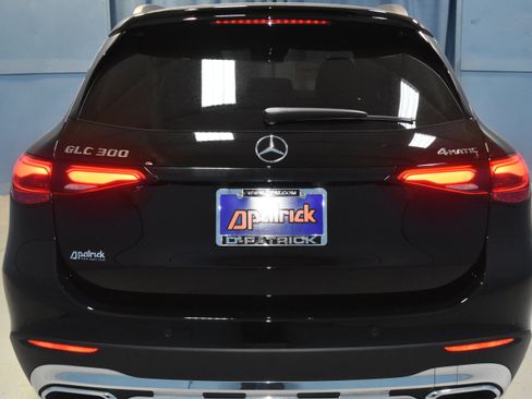 New 2026 Mercedes-Benz GLC 300 4MATIC image 21