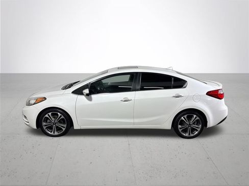 Used 2015 Kia Forte EX w/ Premium Package FWD image 9