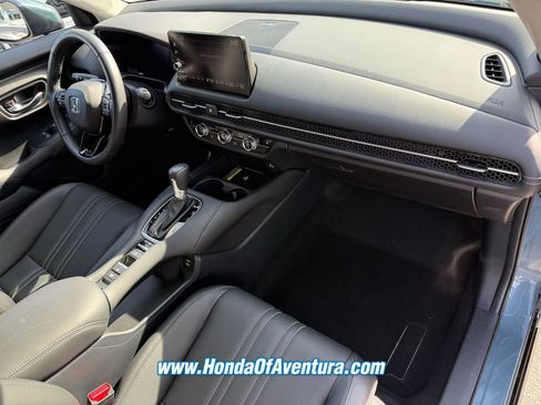 Certified 2025 Honda HR-V EX-L image 10