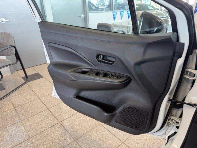 Used 2020 Nissan Versa S FWD image 23