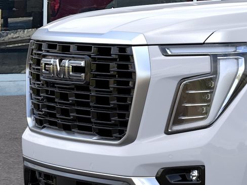 New 2026 GMC Yukon XL Denali w/ Denali Reserve Package AWD/4WD image 13