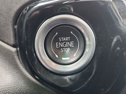 Certified 2022 Chevrolet Silverado 1500 LT RWD image 16