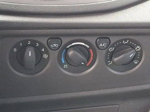 Used 2017 Ford Transit 350 XL image 14