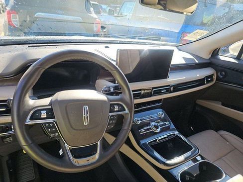 Used 2023 Lincoln Nautilus Reserve w/ Equipment Group 201A AWD/4WD image 7