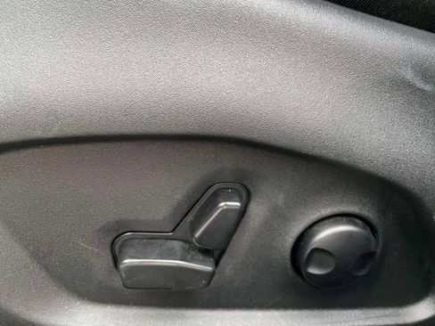 Used 2025 Jeep Compass Limited AWD/4WD image 19