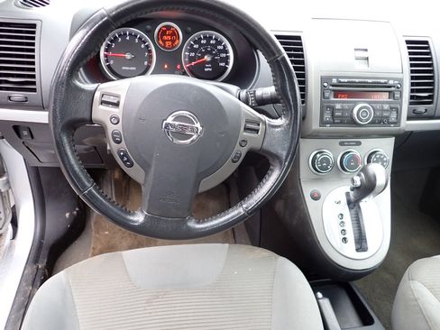 Used 2011 Nissan Sentra 2.0 SR w/ Convenience Pkg image 29