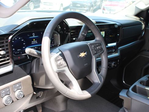 Used 2024 Chevrolet Silverado 1500 LT w/ Texas Edition Plus AWD/4WD image 10