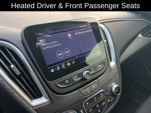 Used 2023 Chevrolet Malibu LT w/ Sport Edition image 19