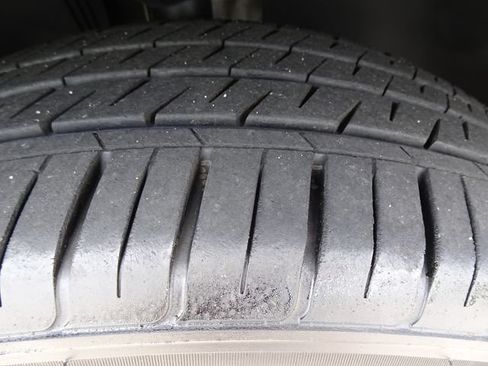 Used 2021 Volkswagen Atlas SEL AWD/4WD image 35