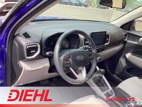 Certified 2026 Hyundai Venue SEL FWD image 10