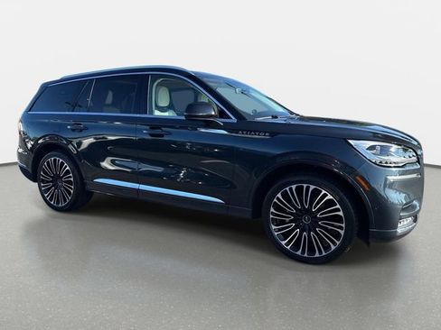 Used 2023 Lincoln Aviator Black Label w/ Dynamic Handling Package AWD/4WD image 8